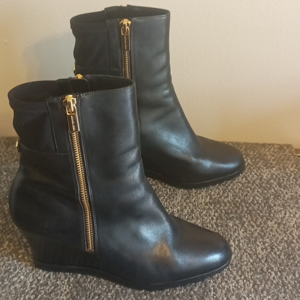 Michael Kors black leather women's booties boot wedge heel size 8.5 - Picture 10 of 11
